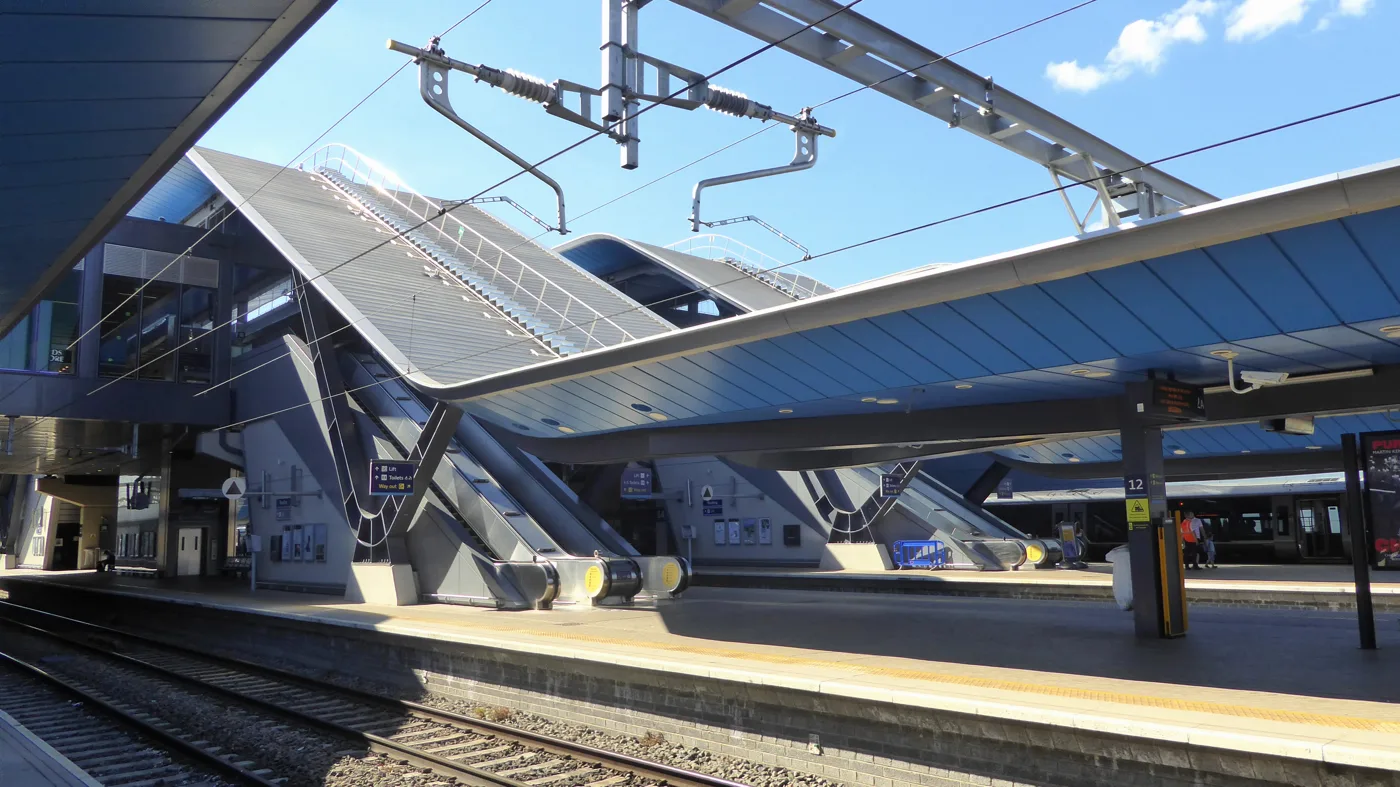 Reading station's elevated through platforms, photographed in July 2018. Every line between Reading and Didcot Parkway is closed on Wednesday 23 September.