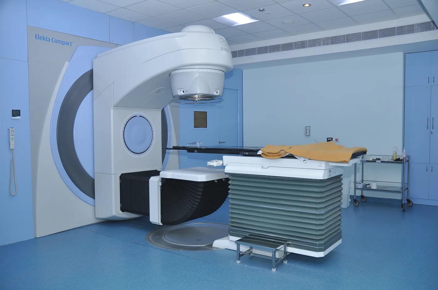 A linear accelerator, the machine used to deliver external beam radiotherapy of the kind Icon says it will run at the Thames Valley centre
