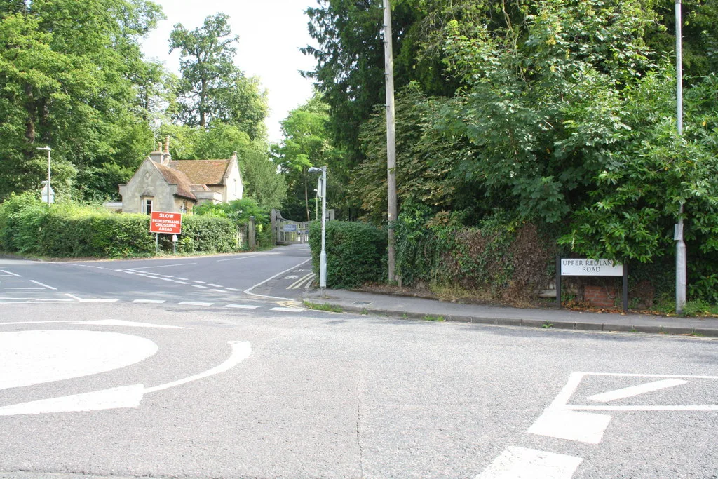 Upper Redlands Road at its junction with Whiteknights Road. St Joseph's College stood on Upper Redlands Road; the picture does not show the school.